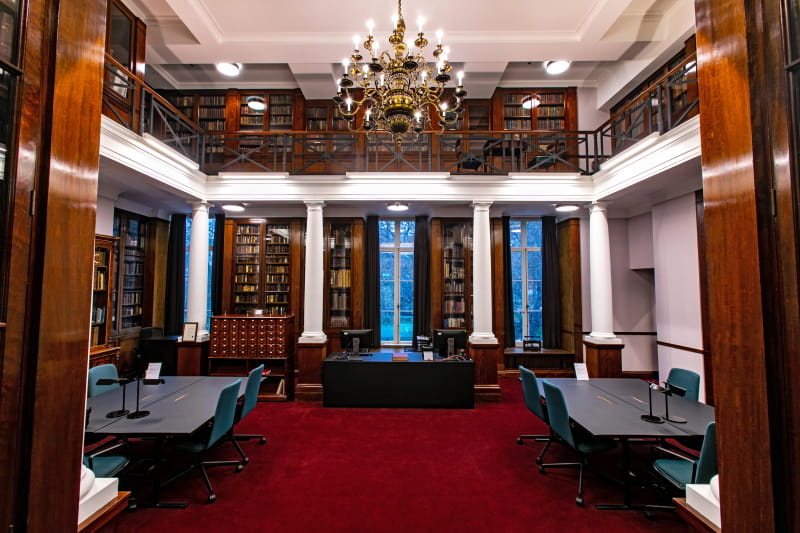 RCS England Library: Reasearch Room